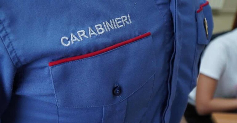 Casal di Principe, maltrattamenti in famiglia ed estorsioni ai conviventi: arrestato 33enne
