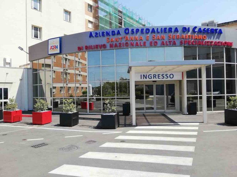 Caserta, stabilizzati 31 operatori socio-sanitari all’ospedale