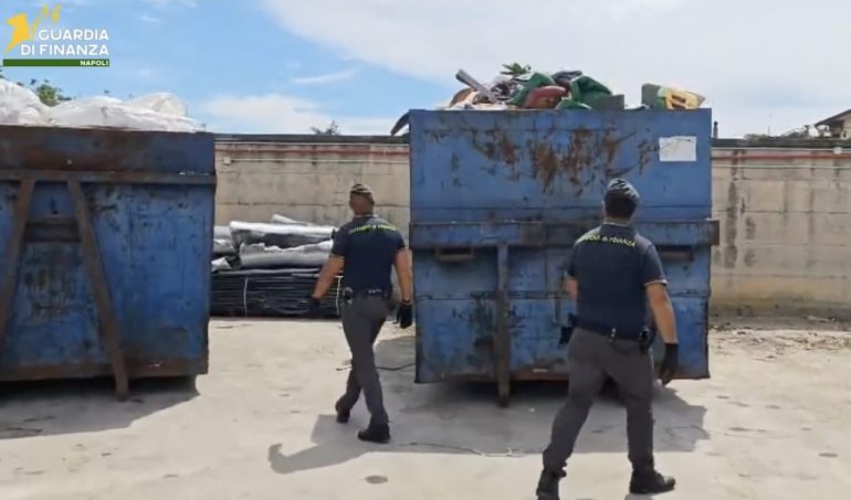 Casoria, sequestrati oltre 5000 chili di rifiuti speciali