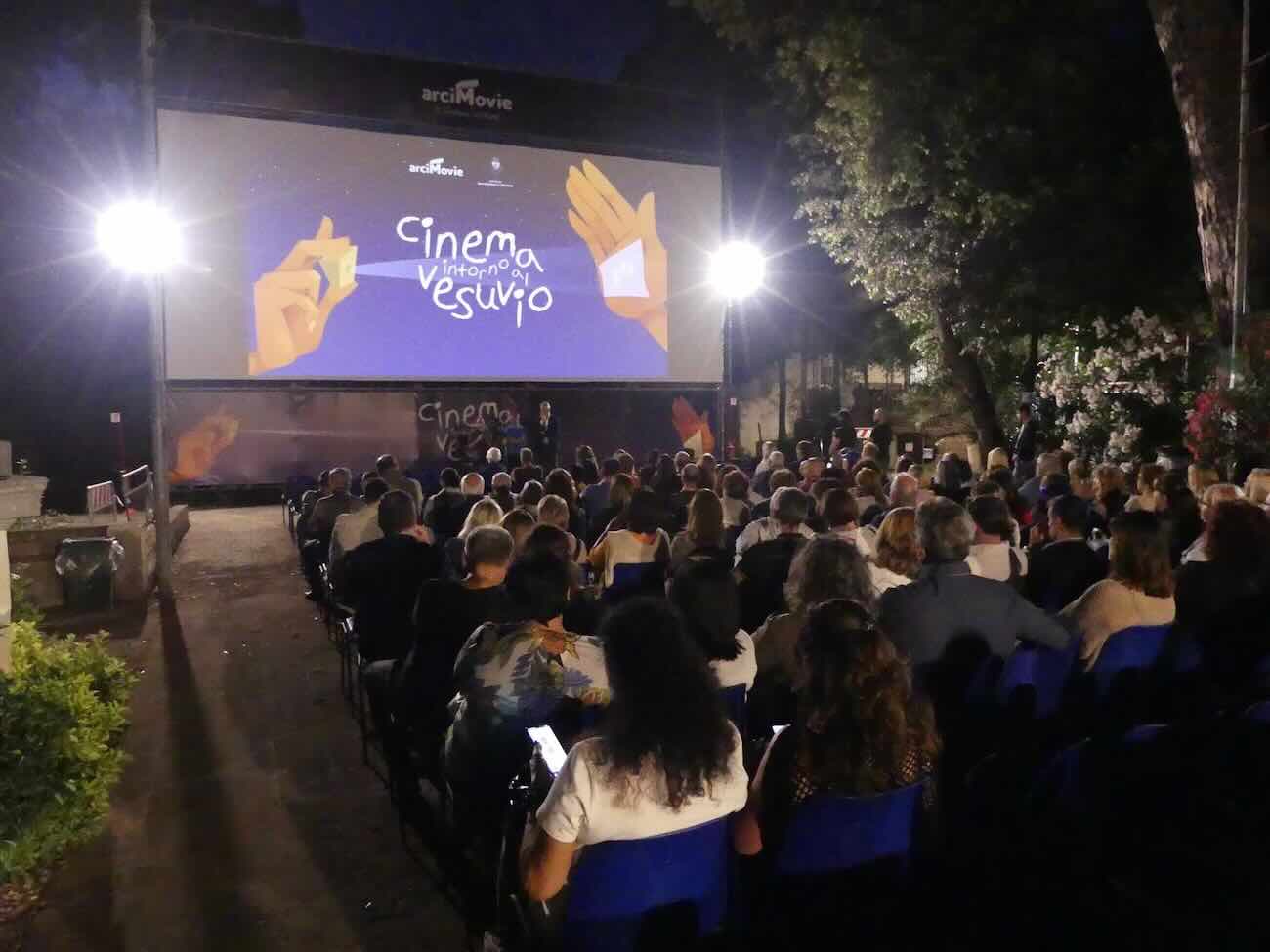 Cinema Intorno al Vesuvio: Al Via la 33ª Edizione dell’Arena Arci Movie a San Giorgio a Cremano