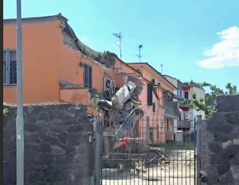 Crollo a Ercolano: architetti lanciano l’allarme sulla manutenzione negata