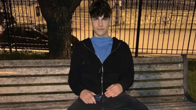 Matteo Carfora, spuntano tracce di sangue sospette: «Non fu suicidio, scena potrebbe essere stata simulata»