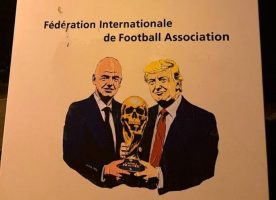 Mondiali 2026, blitz della street artist Laika alla Fifa: spuntano i murales shock contro Trump e Infantino