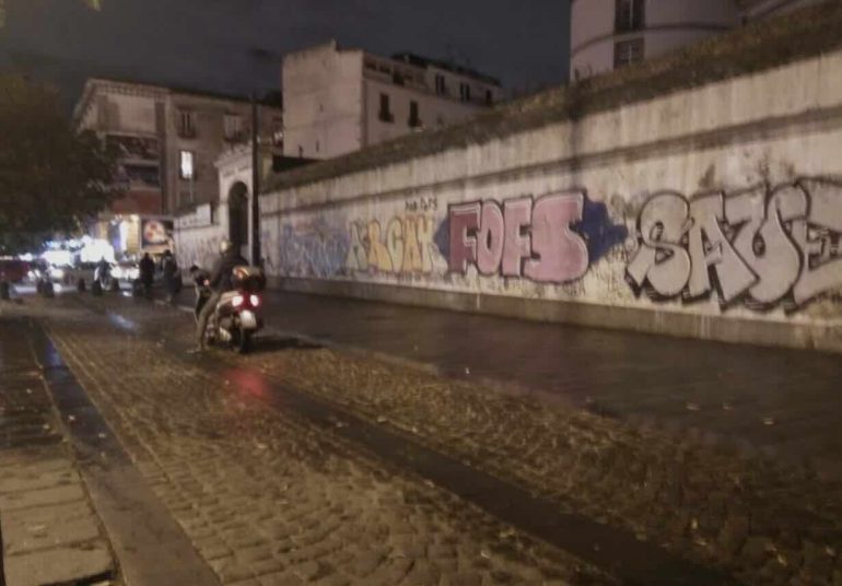 Napoli, omicidio in via Rossaroll: vittima un 48enne