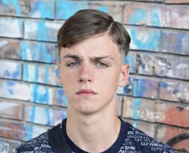 Salerno, Matteo muore a 16 anni in scooter: la famiglia dona gli organi