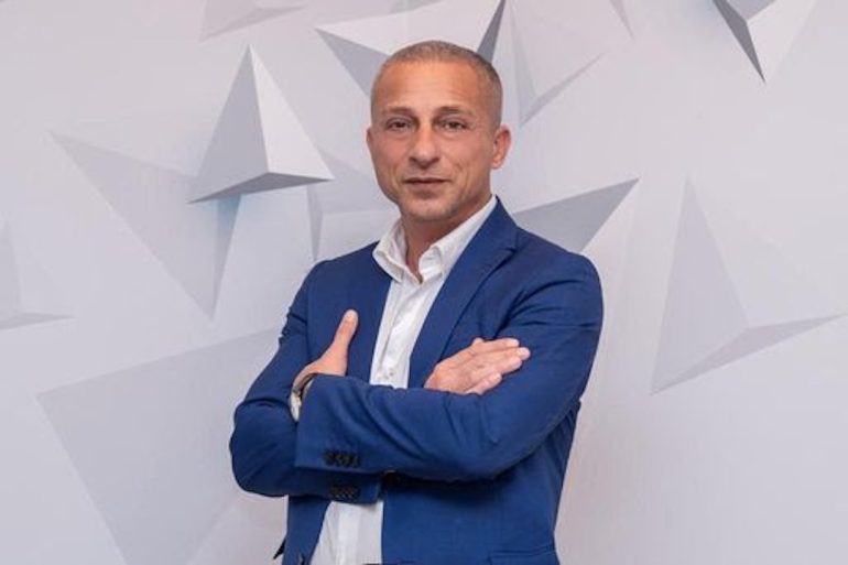 Stefano Valore (Agenzia Dire) allarga offerta con alleanza l’identità e vero