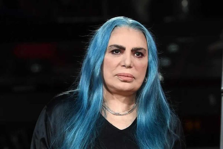 Troppo caldo, Loredana Bertè annulla il concerto: «A rischio la mia salute»