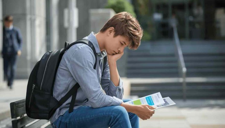 Alternanza Scuola-Lavoro, 10 anni dopo: quattro maturandi su dieci lasciano i banchi senza aver svolto un tirocinio formativo
