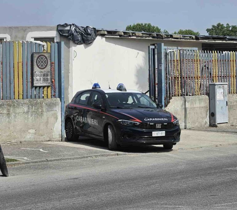 Arzano, i carabinieri sequestrano la nuova casa comunale