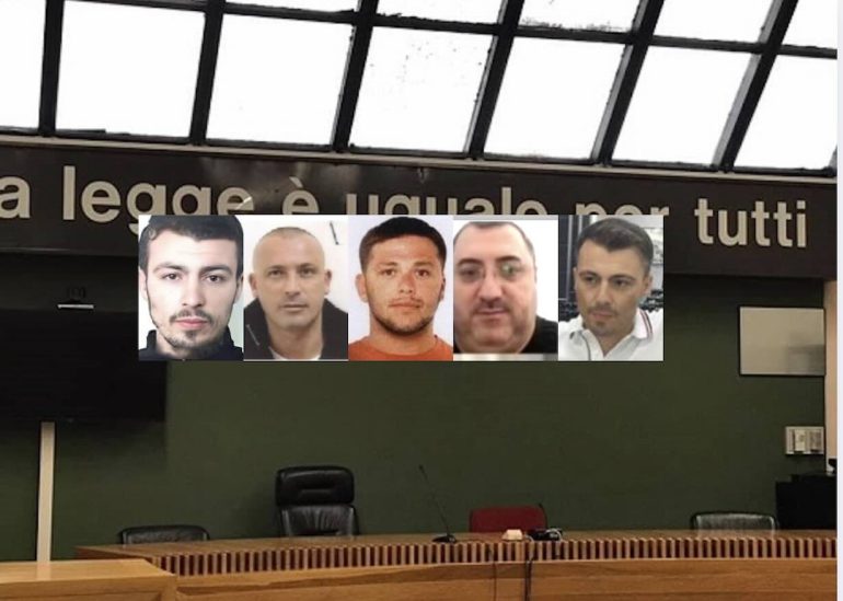 Arzano, pizzo e cambiali per lavorare: scatta l’ora del giudizio per il clan Di Lauro