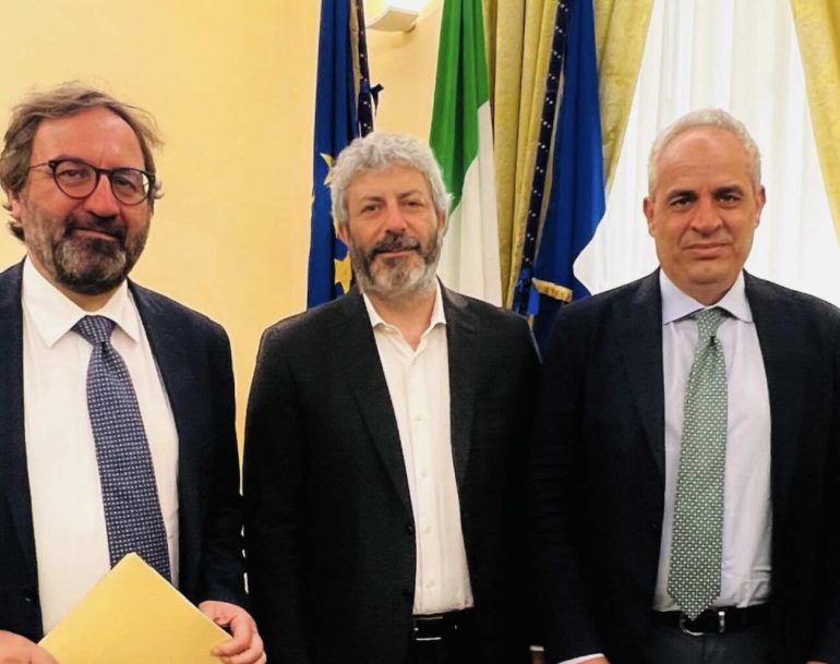 Avellino, nuovo dialogo istituzionale con la Regione: focus su stadio, piscina e trasporti
