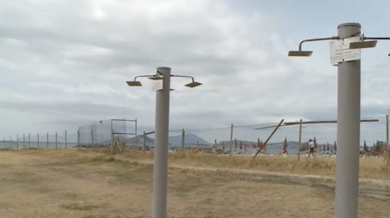 Bagnoli, spiagge chiuse per inquinamento: domani vertice decisivo per l’estate