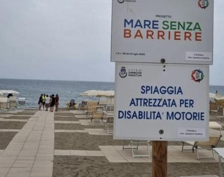 Capaccio Paestum inaugura la spiaggia accessibile per persone con disabilità