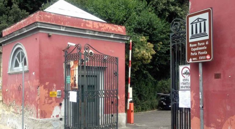 Capodimonte, vigilante e due lavoratrici aggrediti all’ingresso del Parco. La FP CGIL: «Servono misure immediate per la sicurezza»