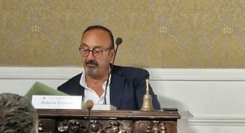 Castellammare, gli «affari pericolosi» del presidente del consiglio comunale, Roberto Elefante