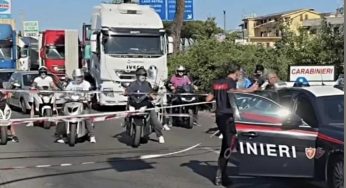 Ciclista travolto e ucciso da un’auto mentre attraversa sulle strisce lungo la Circumvallazione esterna