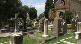 Cimiteri di Napoli, pubblicato il bando per assegnare oltre 3mila loculi e cellette