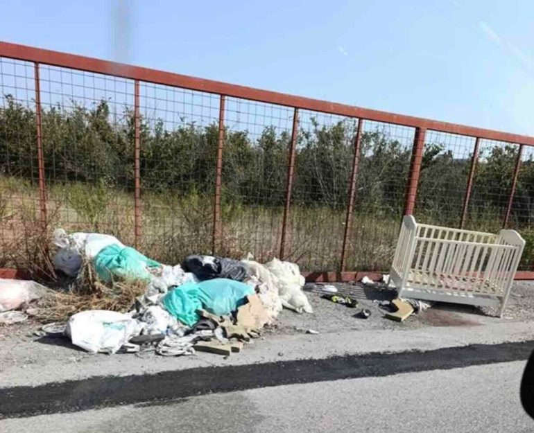 Discariche abusive a Poggiomarino: Borrelli (AVS) chiede bonifiche immediate e videotrappole