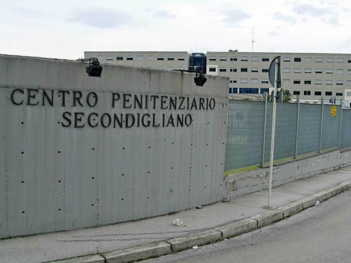 Nuova aggressione al personale penitenziario a Secondigliano, la situazione di sicurezza si aggrava