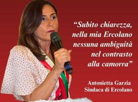 Ercolano, in un video esponenti Pd ad una festa con uomo vicino a un clan: la sindaca chiede chiarimenti