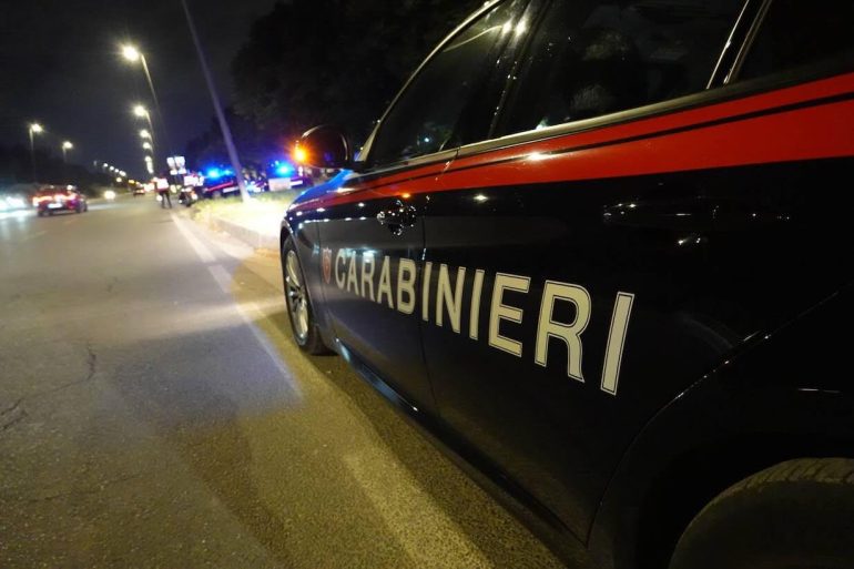 Fuga spericolata a Castel Volturno: arrestato 36enne su scooter rubato