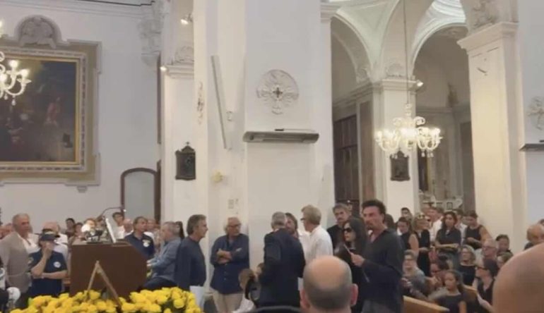 Peppino di Capri, il parroco: «La musica, il suo grande amore»