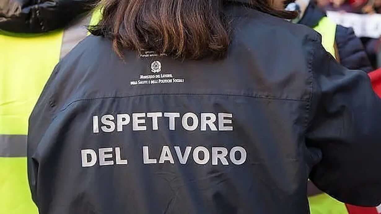Lavoro nero e sicurezza: sospese tre attività nel Cilento durante controlli a Capaccio Paestum