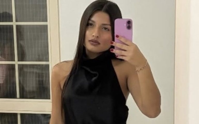 Marcianise, schianto nella notte: muore Rosa Rossetti, aveva 22 anni