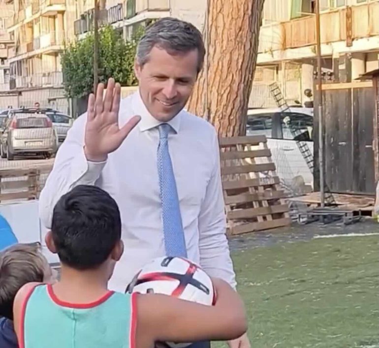 Matteo Perego di Cremnago in visita a Pianura: la lotta alla mafia passa dallo Stato