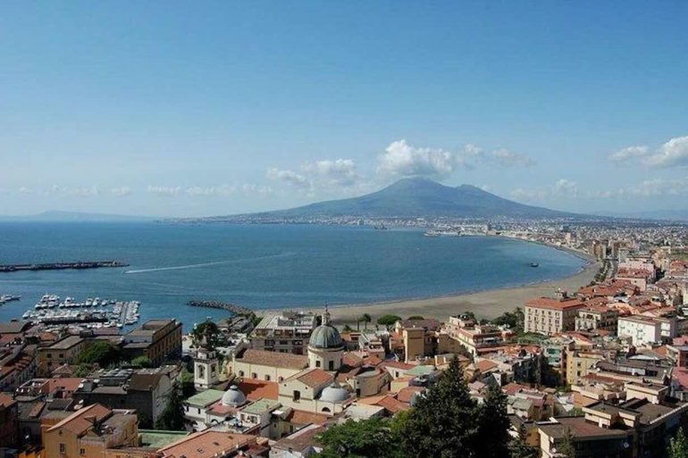 Meteo Napoli e Campania di oggi 1 luglio 2026: caldo ancora protagonista