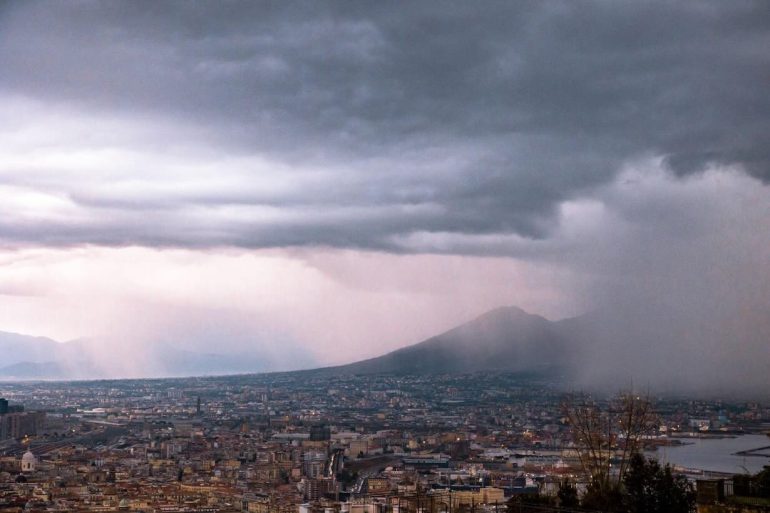 Meteo Napoli e Campania per oggi 3 luglio: tregua dal caldo