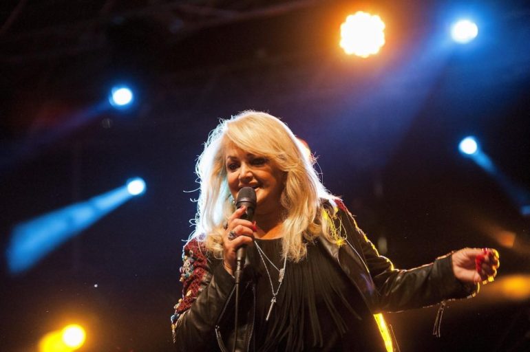 Musica in lutto: muore a 75 anni la cantante Bonnie Tyler