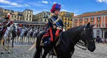 Napoli, carabinieri a cavallo presidiano la Villa Floridiana: servizio fino al 16 luglio