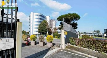 Napoli, maxi sequestro da oltre 21 milioni: smantellata rete di false fatture e «banca clandestina»