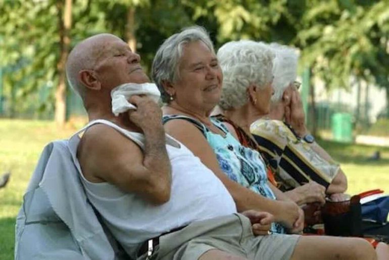 Sabato picco di caldo, aumentano del 3% i decessi di anziani