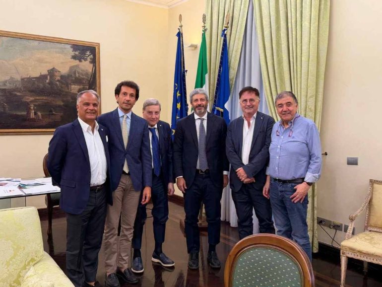 Sanità, gli Ordini dei Medici incontrano Fico: «Serve un tavolo permanente per programmare il futuro»