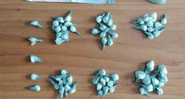 Sbarca a Capri con crack nella borsetta: arrestata nota pusher napoletana