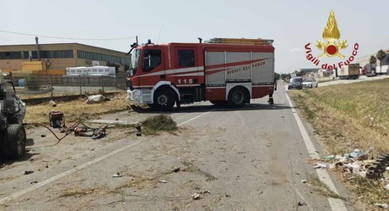 Scontro frontale sull’Appia nel Casertano: due morti e un ferito grave