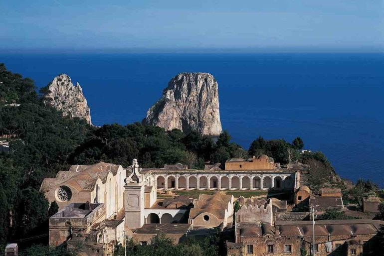 Capri celebra il mito della Grotta Azzurra con una grande mostra alla Certosa di San Giacomo