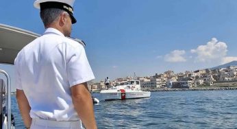 Torre del Greco, la Guardia costiera multa 4 stabilimenti balneari