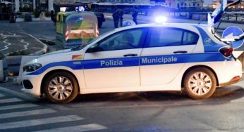 Truffa delle auto clonate a Napoli: scoperta vettura rubata e gemellata a un noleggio
