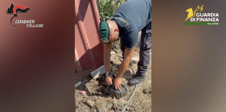 Truffa sui Decreti Flussi e contratti fantasma: scattano 22 misure cautelari