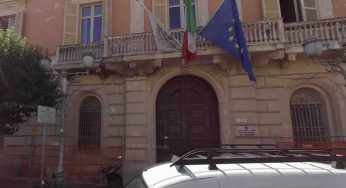 Airola, detenuto sorpreso al telefono: sequestrati due cellulari nel carcere minorile
