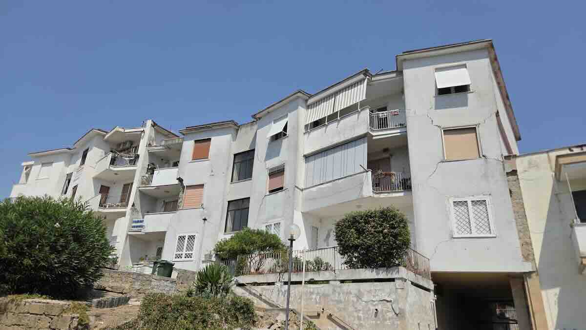 Campi Flegrei: la proposta degli architetti per una prevenzione edilizia integrata e duratura
