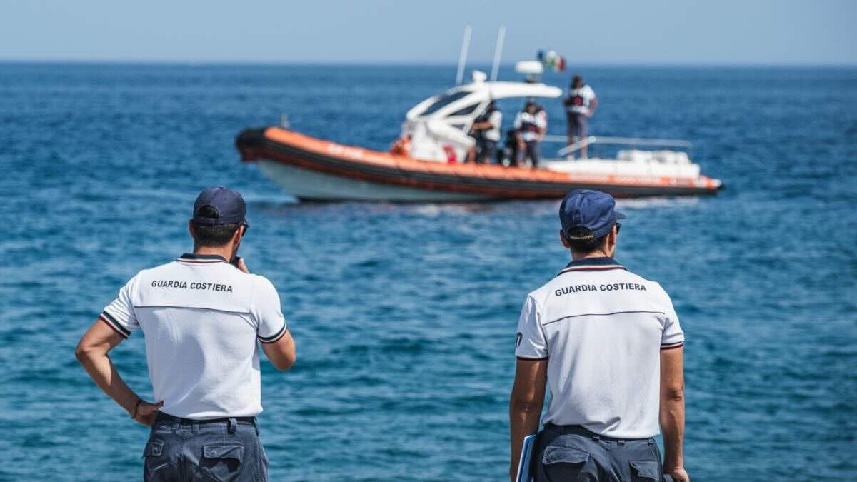 Controlli Mare Sicuro nel Golfo di Policastro: 16mila Euro di Sanzioni e Sequestro di Scarico Abusivo