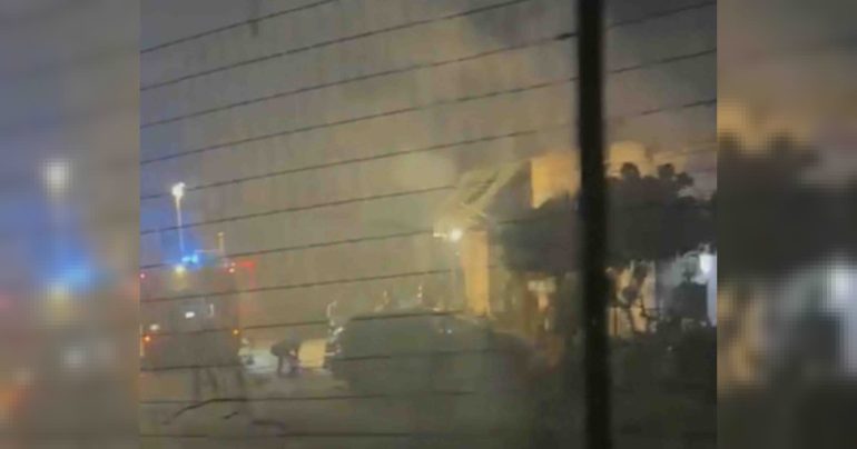 Ercolano, incendio nel negozio «Rebecca»: distrutta gran parte dello store