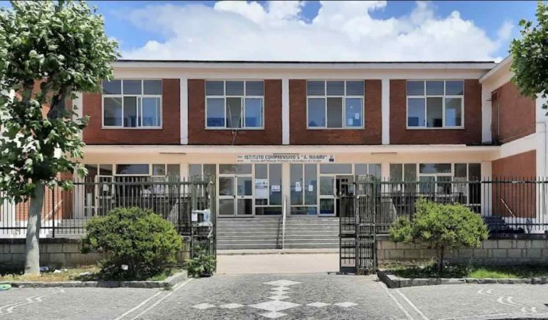 Incidente sul lavoro a Ercolano, operaio ferito in un cantiere scolastico