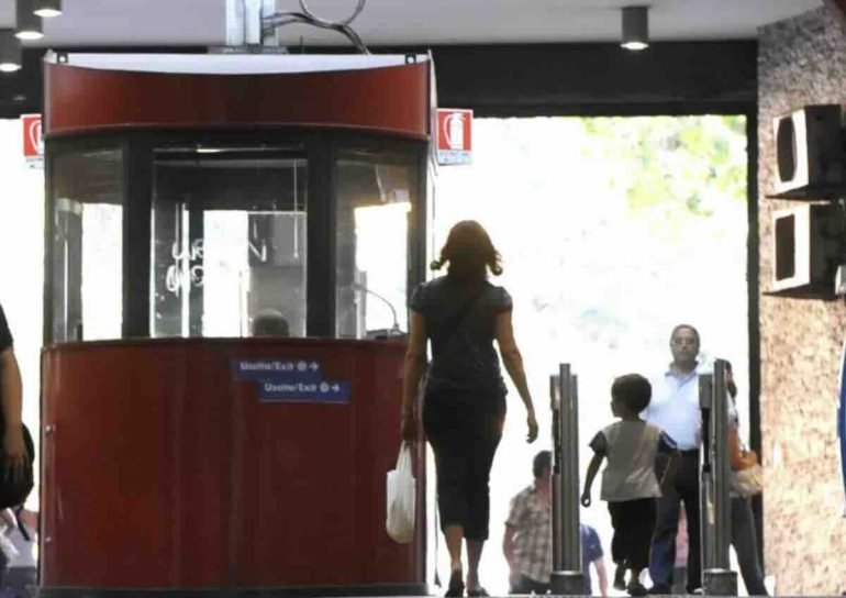 Napoli, interruzione del servizio sulla Metro Linea 2