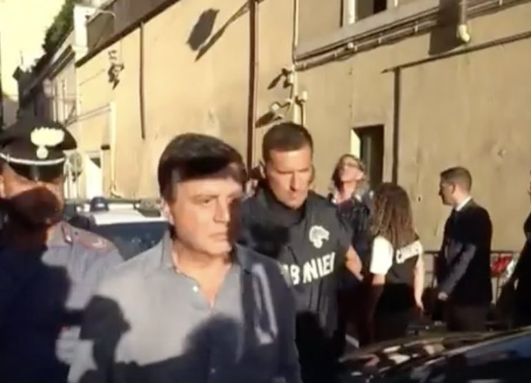 La confessione di Lavitola: «Sono pentito di aver distrutto persone che consideravo un figlio e un fratello»