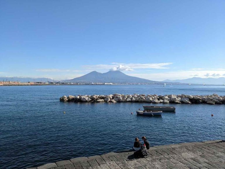 Meteo Napoli e Campania oggi 14 agosto: ancora caldo intenso